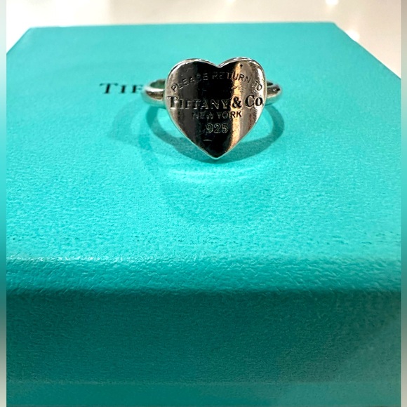 Tiffany & Co. “Return to Tiffany” ring - Picture 2 of 2
